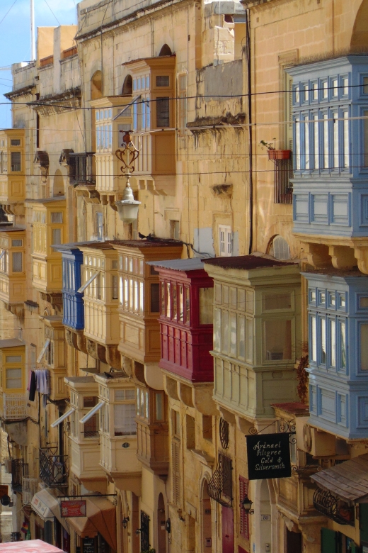 3 cities: Private Insider Walking Tour with Licensed Guide - dghajsa cruise: seeing harbor creeks up close