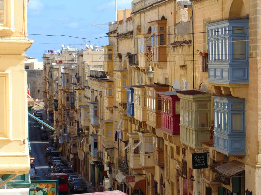 3 cities: Private Insider Walking Tour with Licensed Guide - Price and value: $177 per group up to 10
