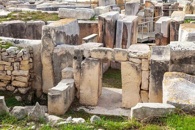 6-hour Private Tour around Malta - Ta Qali Crafts Village plus Blue Grotto: souvenirs and sea-time planning