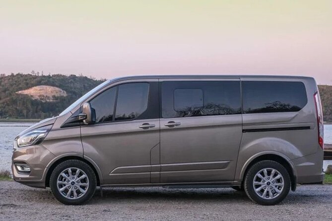 8 Seater Van - Malta International Airport to Hotel/Accommodation - When things go wrong: meeting hiccups and vehicle fit