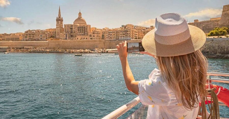 Afternoon Harbours Cruise with Guide and Roundtrip Transfers - Valletta’s Two Harbors From the Water, with a Guide Talking History