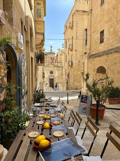An Unforgettable Lunch Experience at Koccio Valletta - What’s actually on the menu: cocktail, appetizer, daily main, dessert