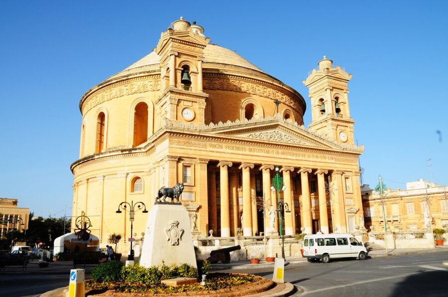 Aviation Museum, Mosta Church, WWII Shelters inc. Platter - Mosta Rotunda, the dome story that’s bigger inside