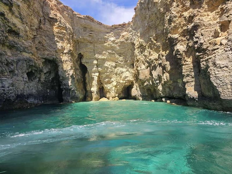 Blue Lagoon:Malta Crystal Lagoon, Comino,Private Speedboat - The $203 price, what’s actually included, and what to pay cash
