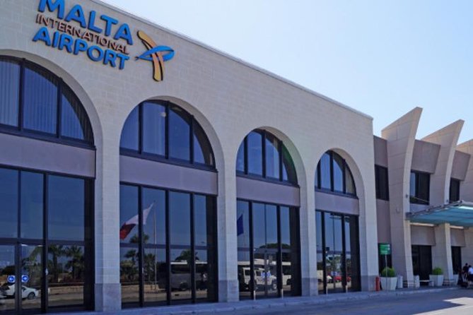 Cab from Valletta /St. Julians /Sliema / Gzira to Malta Airport - The Car, Seats, and Luggage Limits You Should Plan Around