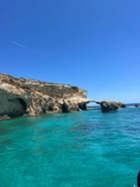 Cirkewwa/Mgarr: Blue and Crystal Lagoon Private Boat Charter - The 22-Foot Boat: Comfortable Layout, Shade, and Easy Swapping