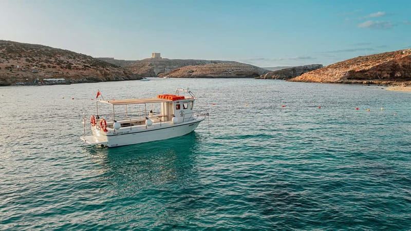 Comino: Blue Lagoon, Crystal Lagoon and Sea Caves Boat Tour - Crystal Lagoon: your 45-minute window for snorkeling and paddle time