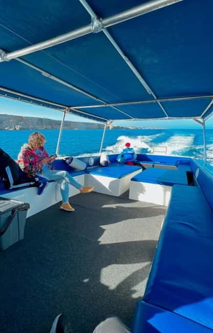 Comino & Gozo: Blue & Crystal Lagoons Cruise with Sea Caves - Blue Lagoon and Comino: the hour that most people will remember