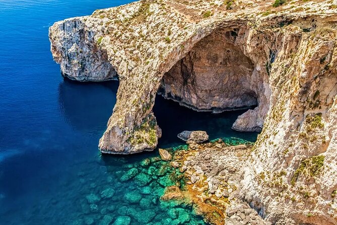 Deluxe Malta Tour for Cruise Passengers - Upper Barrakka Gardens and the Saluting Battery Moment