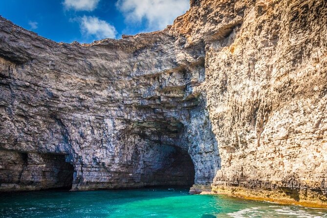 Explore Comino, Blue Lagoon & Caves - Private speed boat - What’s included on the boat, and what you should bring