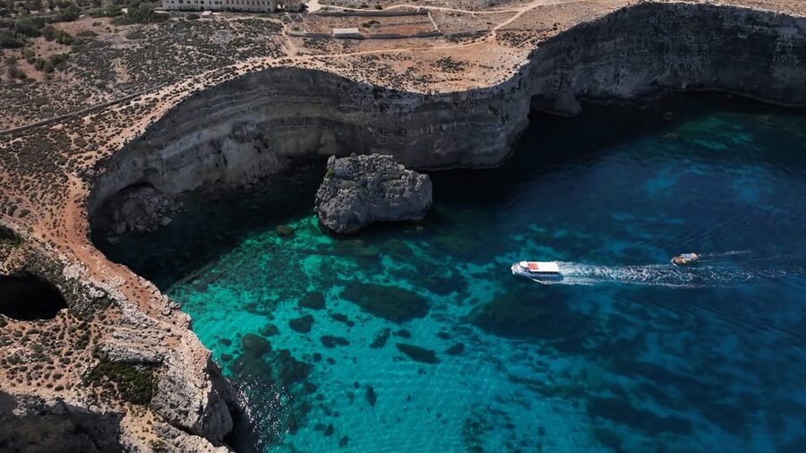 Ferry service to Blue Lagoon (opt. stop in Gozo)& Caves trip - Three islands ferry connection and shuttle service: why included transport matters