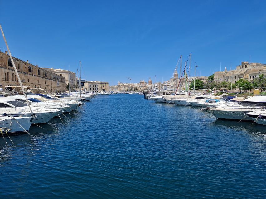 From Cospicua: Senglea, Bormla, and Birgu Walking Tour - Photo stop and viewpoints: turning history into something you can see