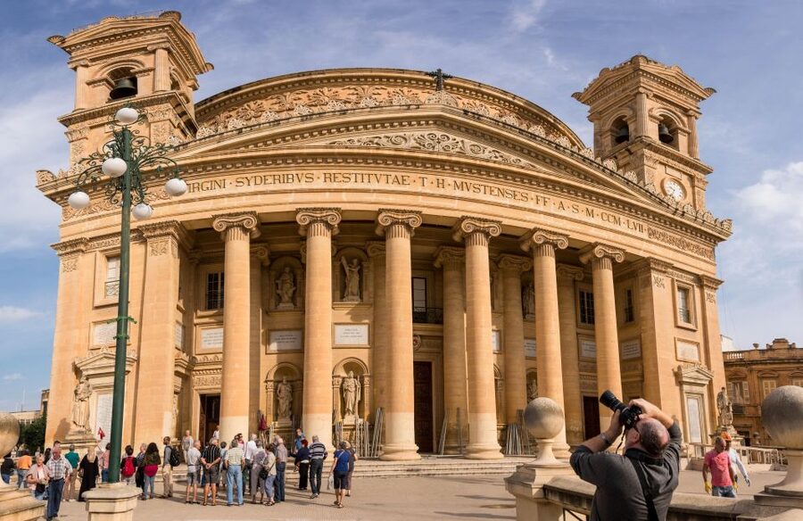 From Mosta: City Highlights Tour of Mosta with Buffet Lunch - Lunch at the DOME Visitors Centre: Local Buffet, No Guesswork