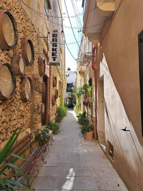 From Sliema: Mdina and Rabat Trip - Il-Serkin Pastizzi Stop: Snack Break That Actually Helps