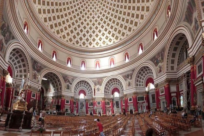 Full-Day Mosta, Mdina, and Rabat Tour from Valletta - Getting picked up from your hotel, and why timing matters