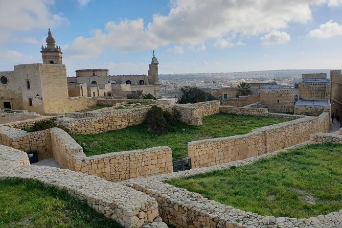 Full Day Private Tour in Island of Gozo - Ferry day logistics from Mellieha to Gozo (and why timing matters)