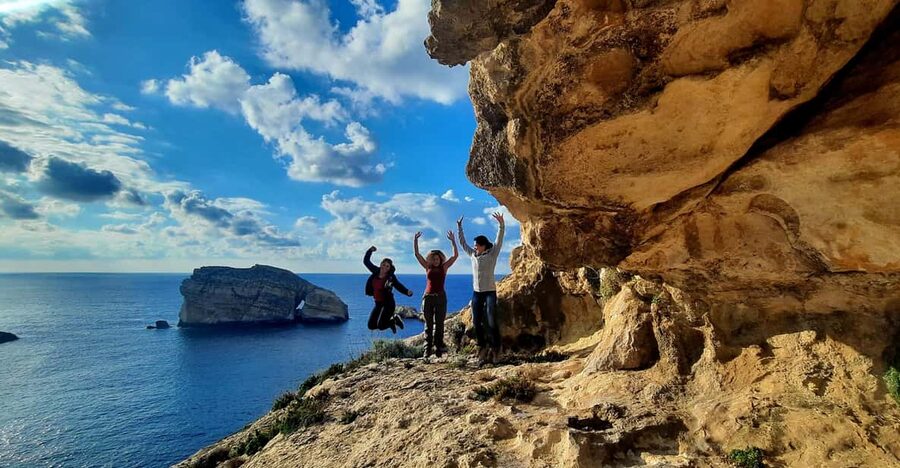 Gozo Unveiled: Guided Hiking in Gozo - The West - Ghadira ta Sarraflu in San Lawrenz, the calm beginning