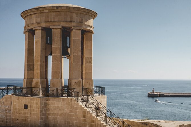 Highlights Self-Guided Scavenger Hunt and Tour in Valletta - Price and value: $11.80 per group is the real trick