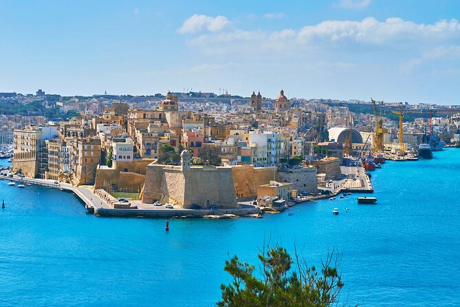 Magic of Malta : A Cruise Passenger's Dream Day - Bastion Square: Defensive Walls and a View That Makes the Walk Worth It