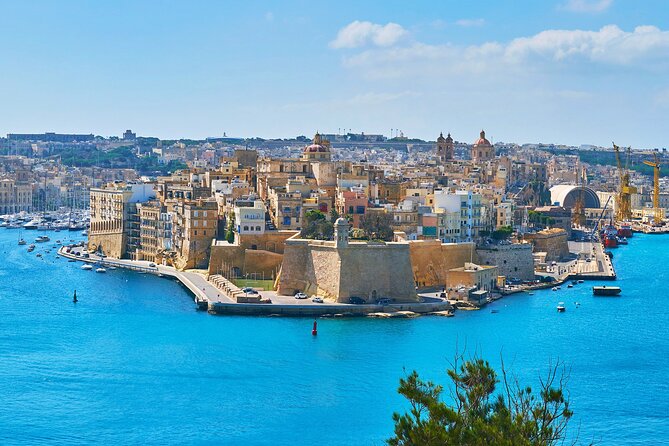 Majestic Malta: Shore Adventure for the First-Time Cruisers - Valletta City Gate, Upper Barrakka Gardens, and Grand Harbour Views