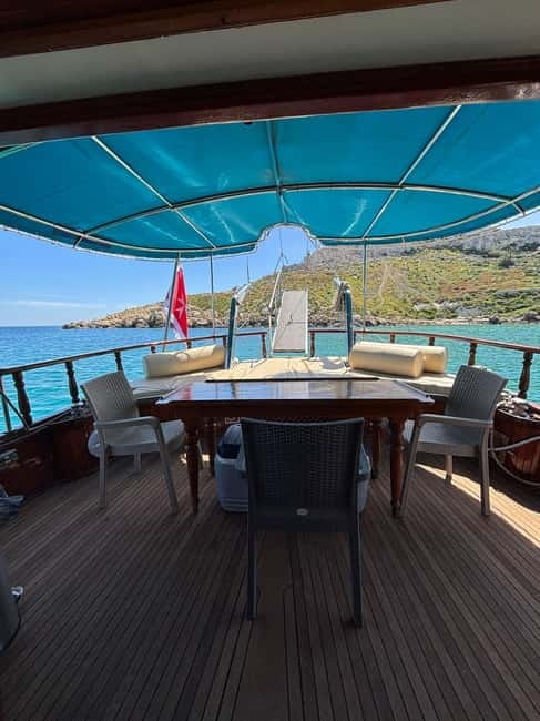 Malta: 3 Bay Cruise to Selmun Bay, Blue Lagoon and Gozo - Blue Lagoon (Comino) for two hours: snorkeling, swimming, and paddleboards