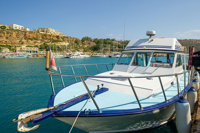 Malta: Around Comino Cruise With Blue Lagoon stop - Stop 1: Crystal Lagoon swim, clear water and an easy snorkeling setup