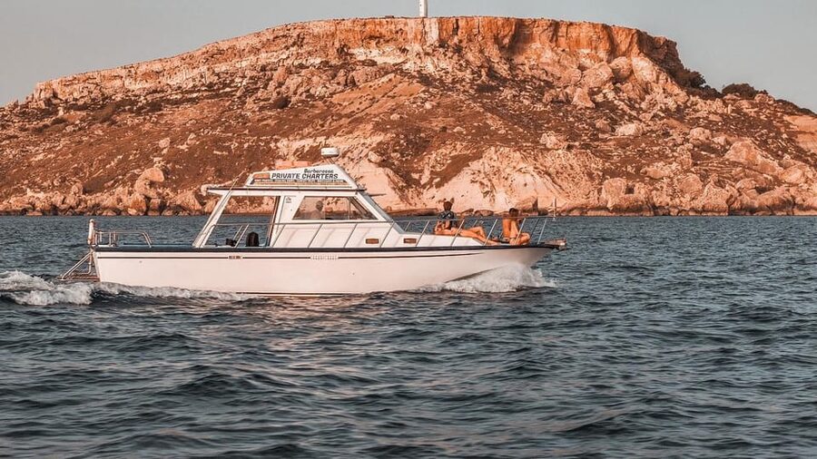 Malta: Blue Lagoon, Comino, Gozo & Crystal Lagoon Sea Caves - Crystal Lagoon: 1 Hour at the Cliffside Swim Spot