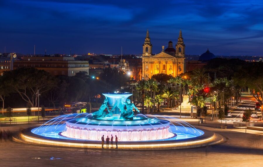 Malta By Night - Valletta, Birgu, Mdina & Mosta - Private pickup in Valletta, and a driver who sets the tone