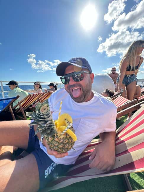Malta: Comino, Blue Lagoon, Crystal Lagoon & Caves Cruise - Crystal Lagoon and St Mary’s Tower: short stops that add variety