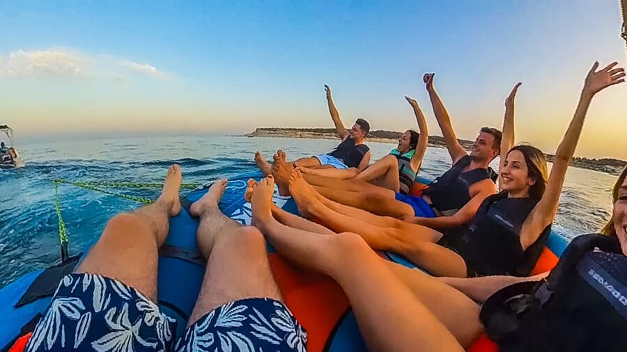Malta: Crazy Sofa Ride Experience - Timing and Group Reality: What 20 Minutes Can Mean