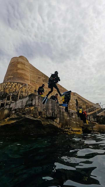 Malta: Discover Scuba Diving in crystal clear waters - The 3-hour flow: from app lesson to shallow underwater practice