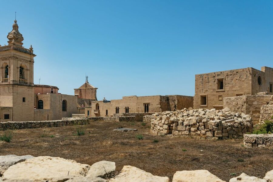 Malta: Gozo & Comino Islands, Blue Lagoon & Seacaves Tour - Practical Tips That Make the Day Smoother