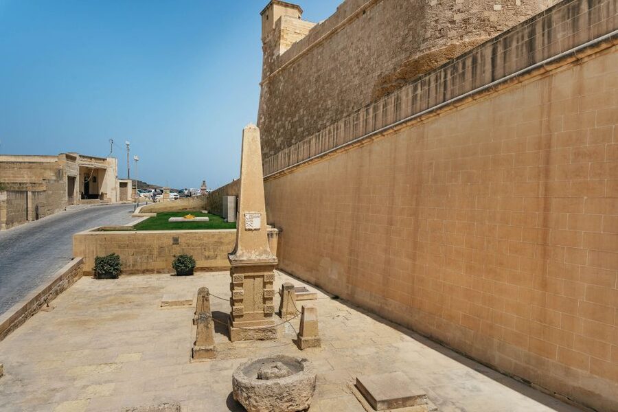 Malta: Gozo & Comino Islands, Blue Lagoon & Seacaves Tour - Price and Value: What $28 Actually Covers