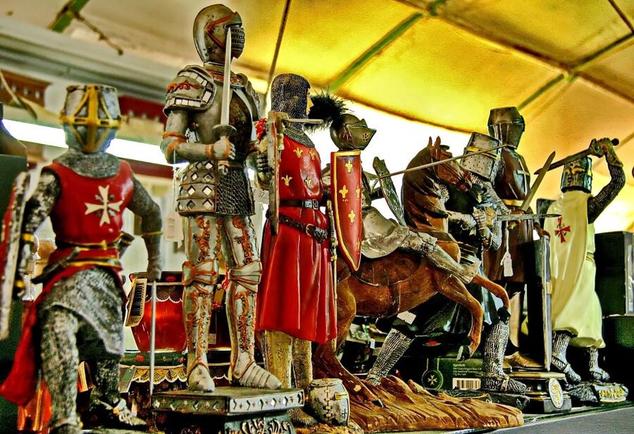 Malta: Highlights of Malta & Mdina Full Day Tour with Lunch - St. Cataldus Catacombs in Rabat, Punic Burial Roots and Early Christian Clues