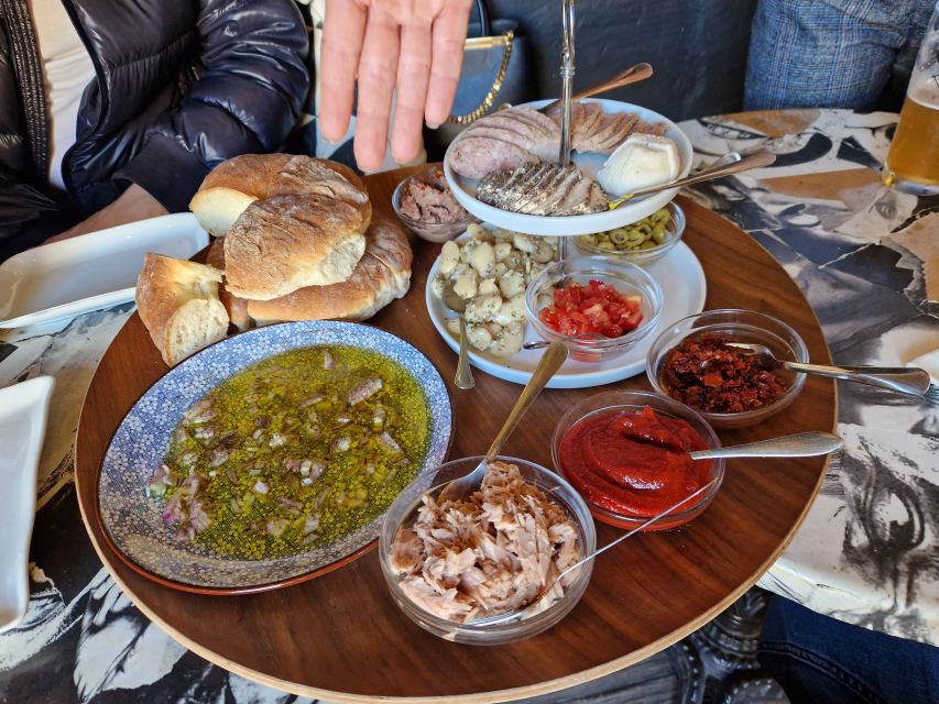 Malta: Mdina and Rabat Food Tour - Mdina for About an Hour, The Old Capital as a Living Stage