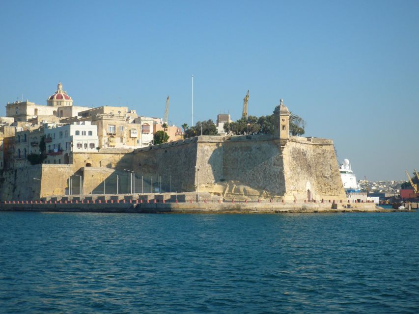 Malta: Panoramic Cruise around Malta's Harbours and Creeks - Kalkara, Villa Bighi, Rinella Bay, and Fort Ricasoli: Cliffs and Fort Angles