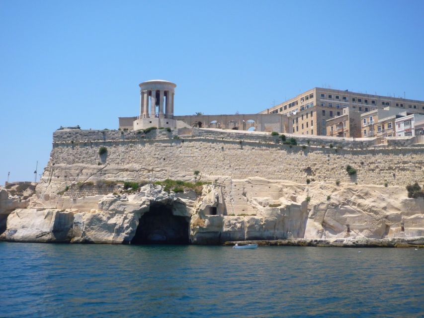 Malta: Panoramic Cruise around Malta's Harbours and Creeks - Across to the Three Cities: Senglea and the Gardjola Gardens