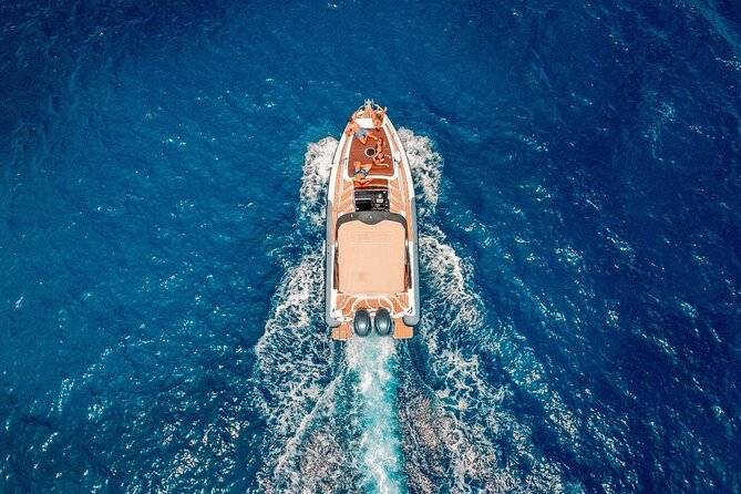 Malta: Private Boat Charter around Comino - Pickup by dinghy: start and end at the meeting point