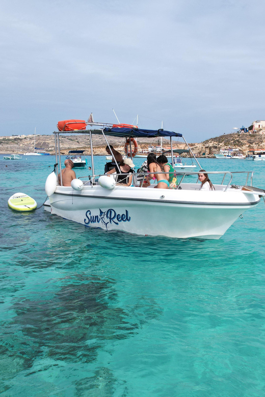 Malta: Private Boat Trip to Comino, Blue Lagoon & Gozo - Comino Island: car-free calm and the Santa Maria Bay moment