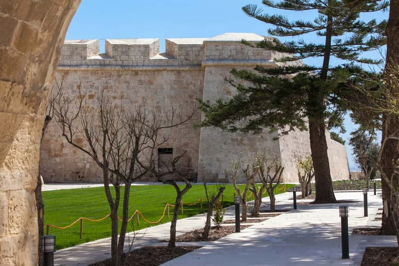 Malta: Private Full-Day Sightseeing Tour - Mdina: the walled city for slow walks and strong viewpoints