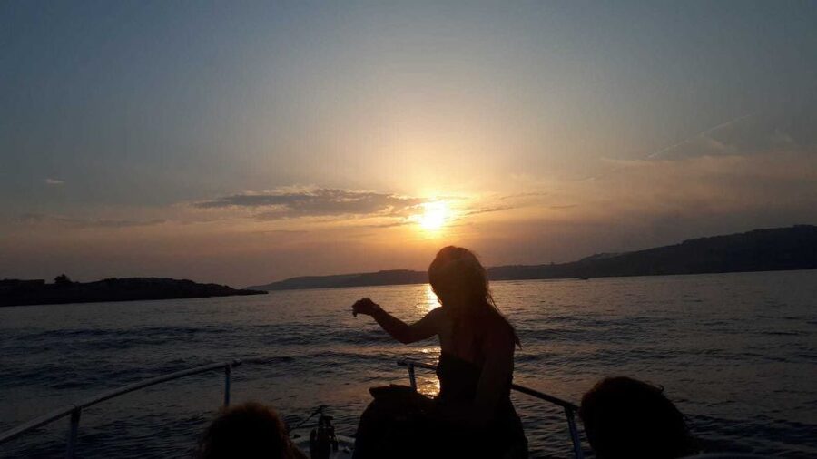 Malta: Private Sunset Boat Trip to Comino and Blue Lagoon - Why a sunset speedboat makes Comino feel calmer
