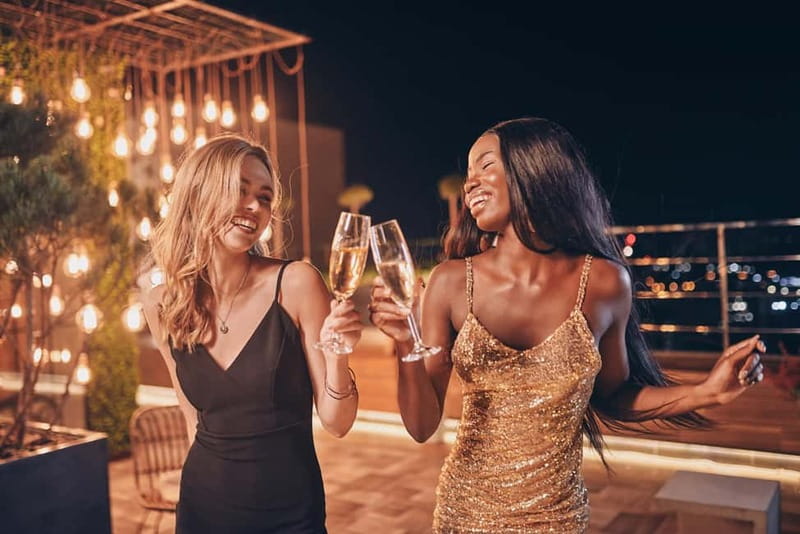 Malta: Ultimate Girls' Night Out - Stop 3: The secret stop and a dance show finale (2 hours)
