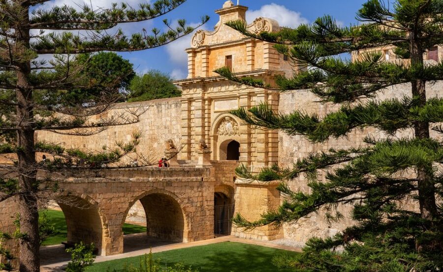 Malta: Valletta, Marsaslokk, Blue Grotto, Hagar Qim & Mdina - Ħaġar Qim and Mnajdra: UNESCO stones that still feel human-scale