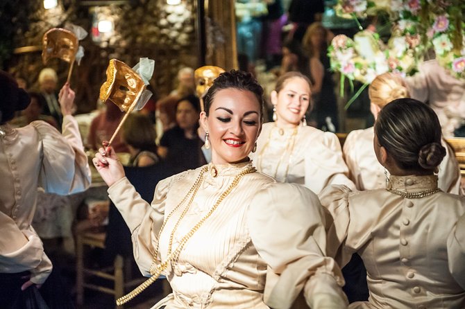 Maltese Folklore Night Tour incl. food and drinks - The Four-Course Maltese Dinner and Included Drinks