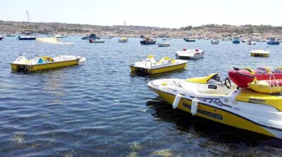 Marsaskala: Paddle Boat Rental in St. Thomas Bay