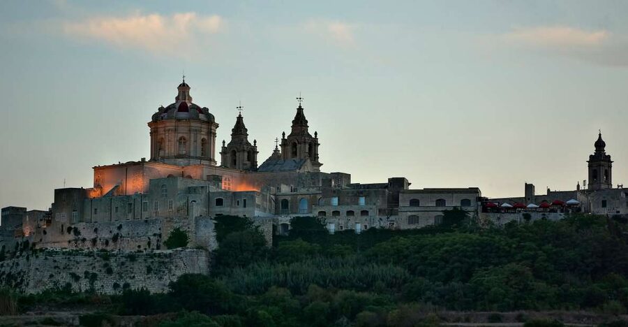 Mdina and Rabat Private Walking Tour with local pastizzi - Why Mdina and Rabat click in one 2.5-hour walk