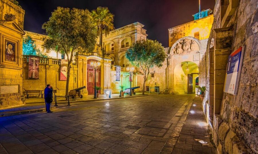 Mdina: Valletta Waterfront Area, Mdina, and Rabat Night Tour - Valletta Bastions and Fortifications, Lit Up From the Bus