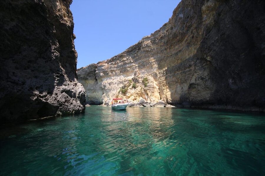 Mellieha: 3:00pm Speedboat round Comino Caves 2h Blue Lagoon - Who this speedboat tour fits best (and who should skip it)