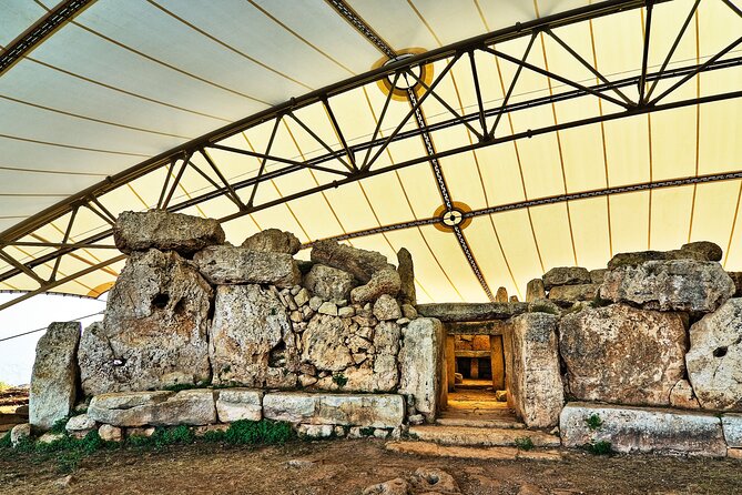 Prehistoric Temples and Highlights of the South Full-Day Tour - Ħaġar Qim: UNESCO temples with serious scale
