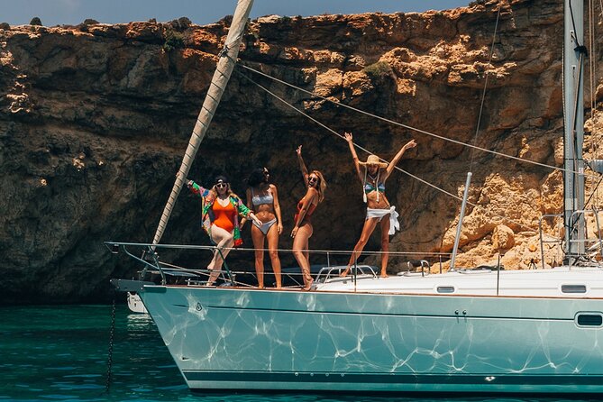 Private 8 Hours Boat Charter Trip in Malta - Price math: what $842.88 per group really means for value
